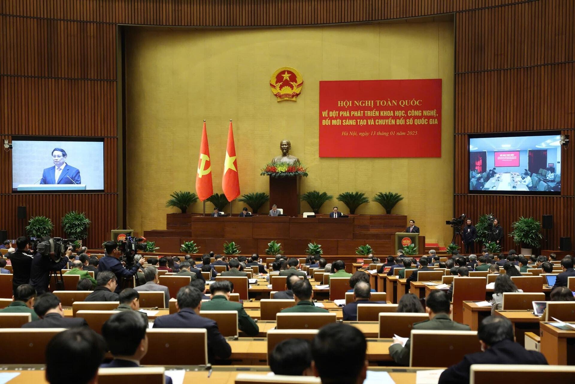 Cục Địa chất Việt Nam, Bộ Tài nguyên và Môi trường tham dự Hội nghị trực tuyến toàn quốc về đột phá phát triển khoa học, công nghệ, đổi mới sáng tạo và chuyển đổi số quốc gia